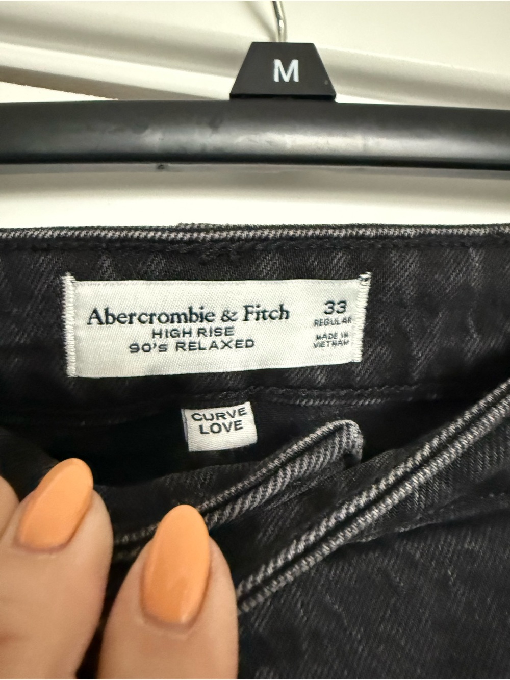Curve Love High Rise 90s Relaxed Jeans - Picture 5 of 8